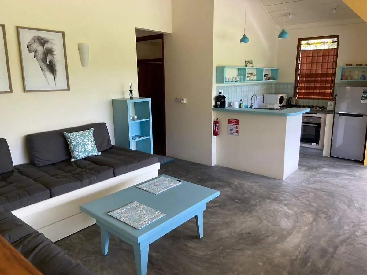 Villa 1 A Maravie Estate Takamaka Beach Anse Boileau Seychellen